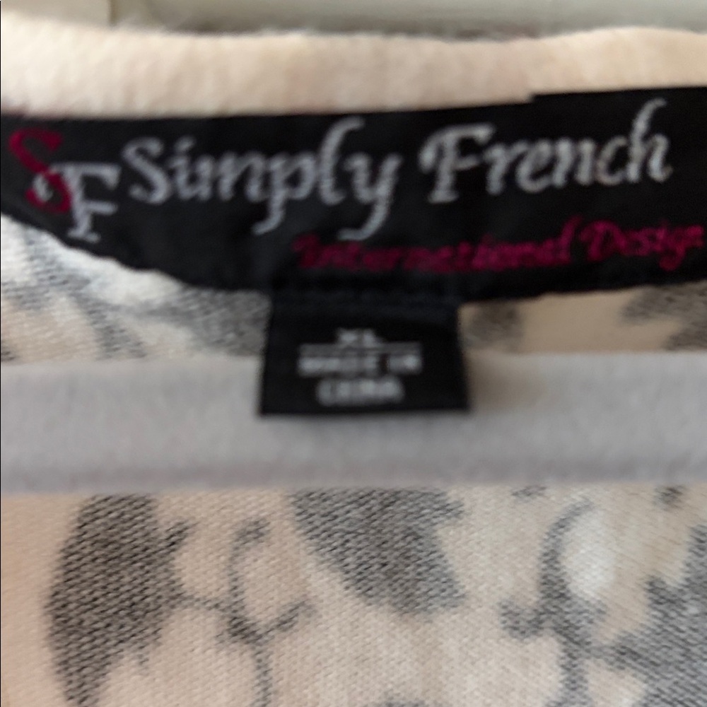 Simply French XL soft peplum cardigan. International item - Unique! - Picture 3 of 5